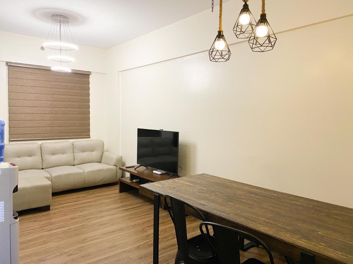 Bristle Ridge 2 Bedroom Panoramic View * Baguio City